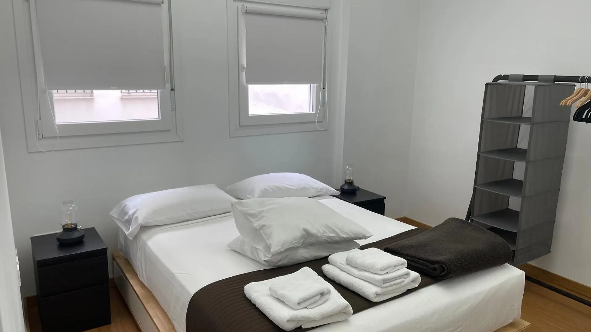 Apartamento Calle Rodrigo De Triana Con Opcion De Parking Sevilla Spanien